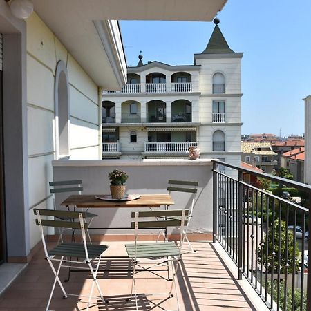 Appartamento Centro Dei Venti Montesilvano Marina Eksteriør billede